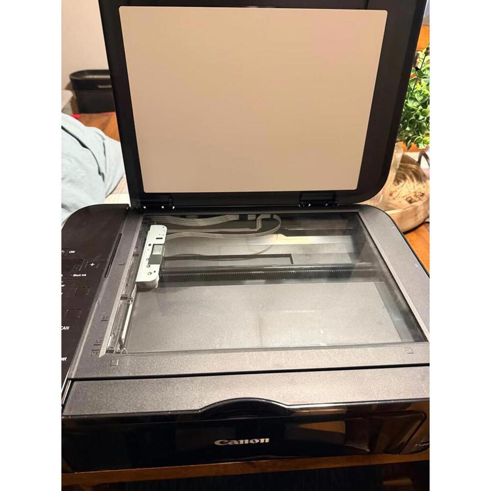 Canon multi function printer - Picture 3 of 4